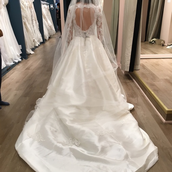 New Pronovias Albion Wedding dress size 10 NWT - Picture 3 of 15